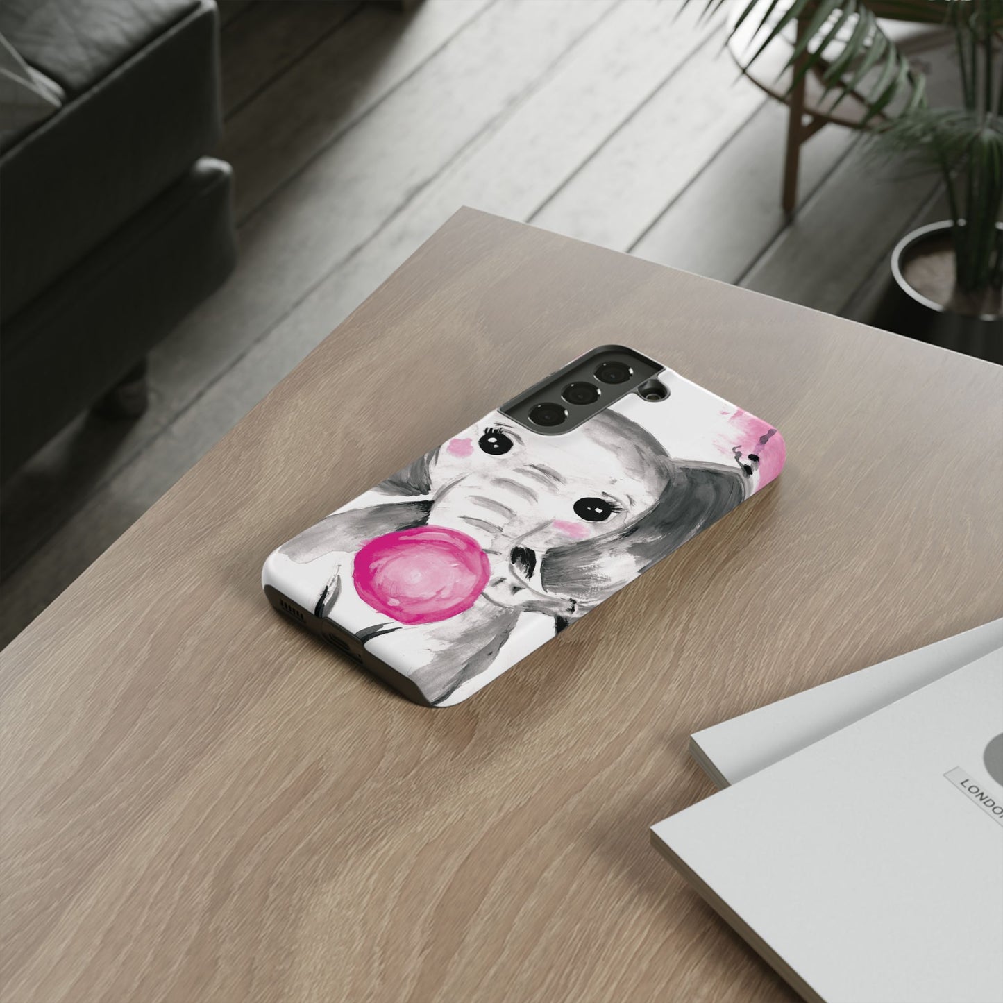 Little Elephant with punk bubblegum without AI - Tough Cases